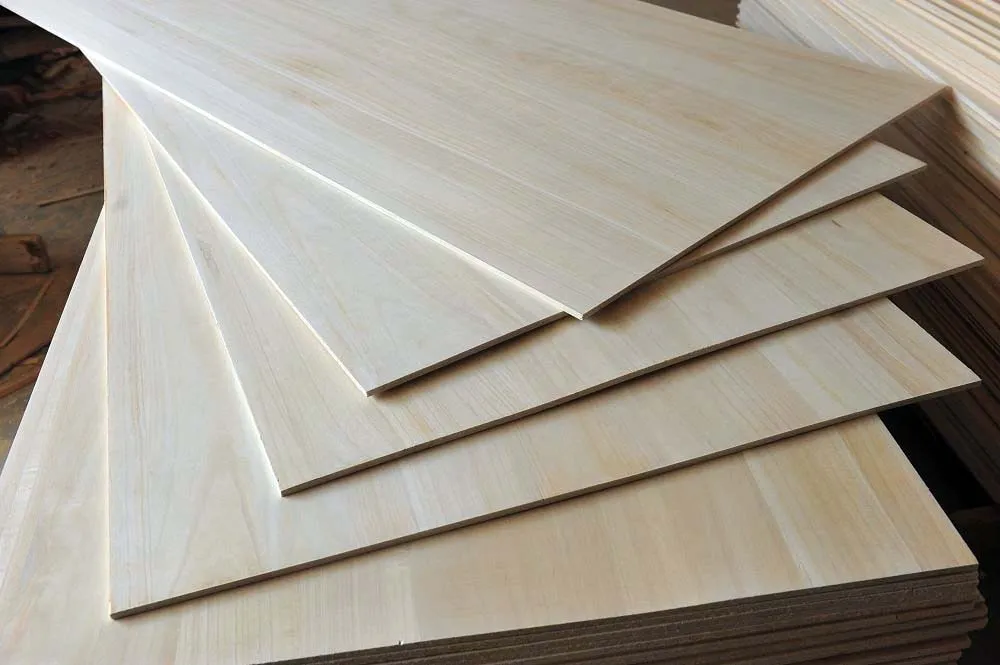 Десятислойная фанера толщиной 5 мм Десятислойная фанера толщиной 5 мм