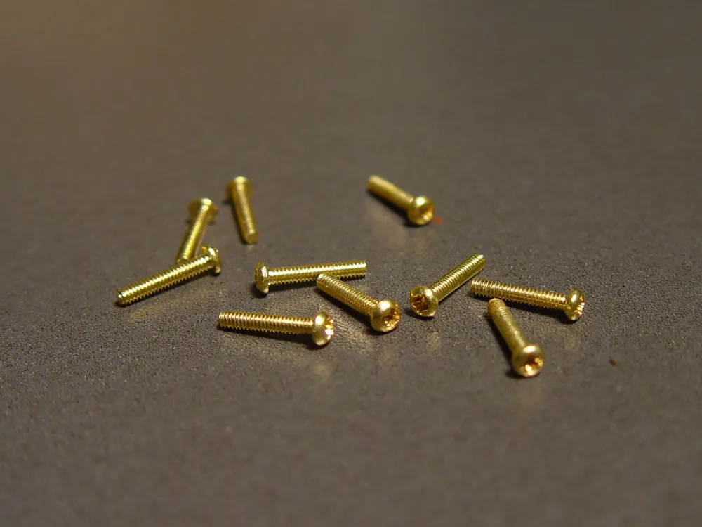 Винт с полукруглой шляпкой, латунь, М2х10, 9 шт