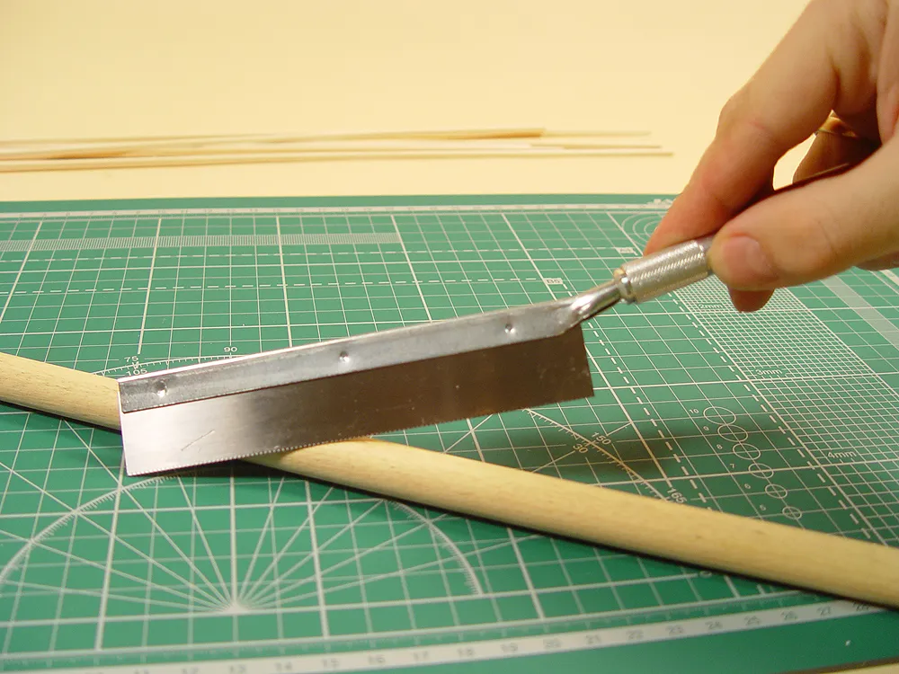 Пилка, 42 зубца/дюйм (16,5 зубцов/см) Пилка, 42 зубца/дюйм (16,5 зубцов/см)