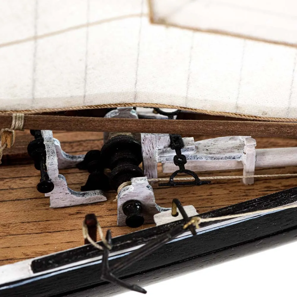 модель корабля Bluenose