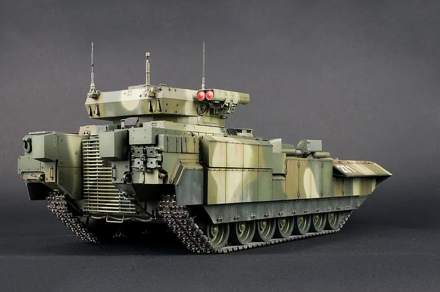 Российская тяжелая боевая машина пехоты ТБМПТ Т-15 "Армата" Российская тяжелая боевая машина пехоты ТБМПТ Т-15 "Армата"