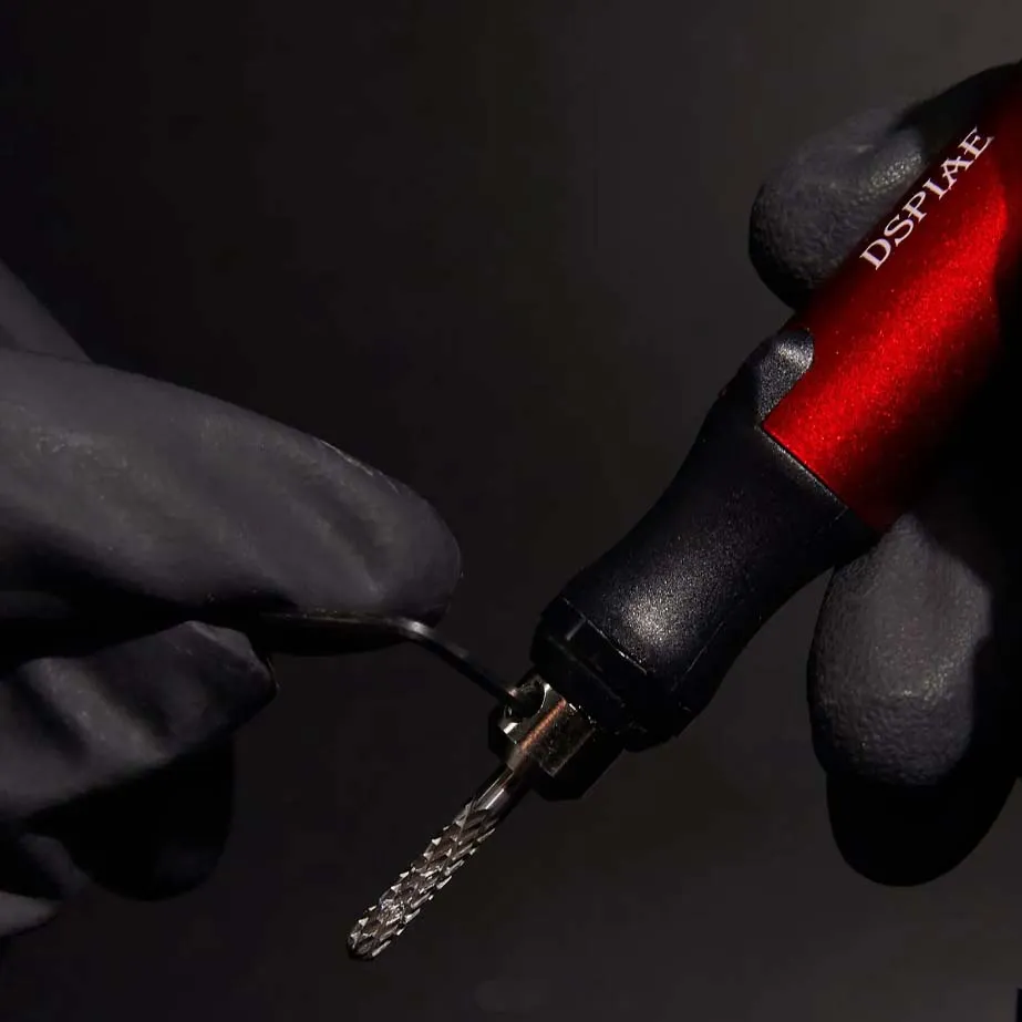 Портативная аккумуляторная бор-машинка, 124 мм Портативная аккумуляторная бор-машинка, 124 мм