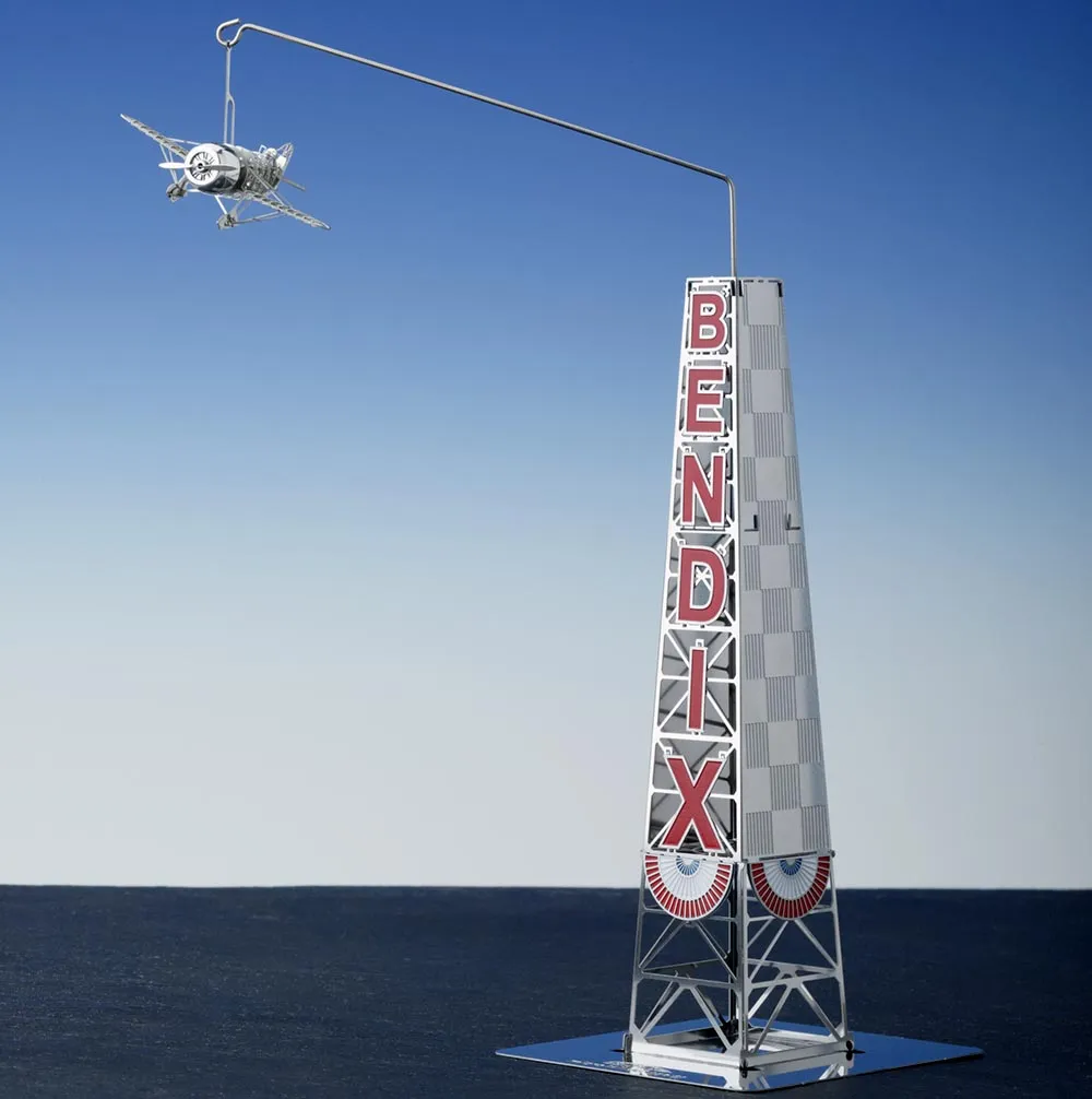 Гоночный Самолёт Gee Bee Racer R-1 С Вышкой Гоночный Самолёт Gee Bee Racer R-1 С Вышкой