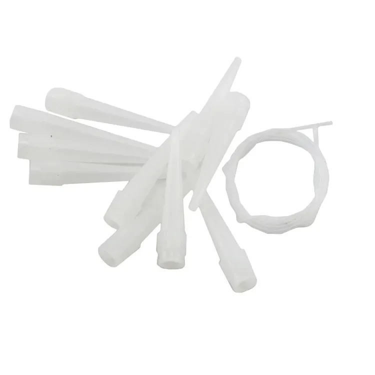Комплект из 10 наконечников и 5 микротрубок для клея Комплект из 10 наконечников и 5 микротрубок для клея