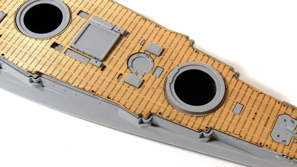 Деревянная палуба для линкора Марат Деревянная палуба для линкора Марат