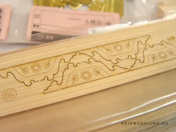 Главные ворота Senso-Ji Kaminarimon + (Стартовый набор инструментов) Главные ворота Senso-Ji Kaminarimon + (Стартовый набор инструментов)