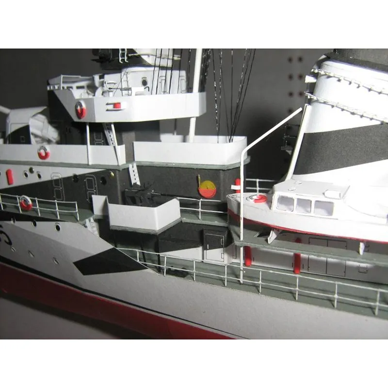 Модель из бумаги эсминец "Разумный", СССР 1943 г Модель из бумаги эсминец "Разумный", СССР 1943 г