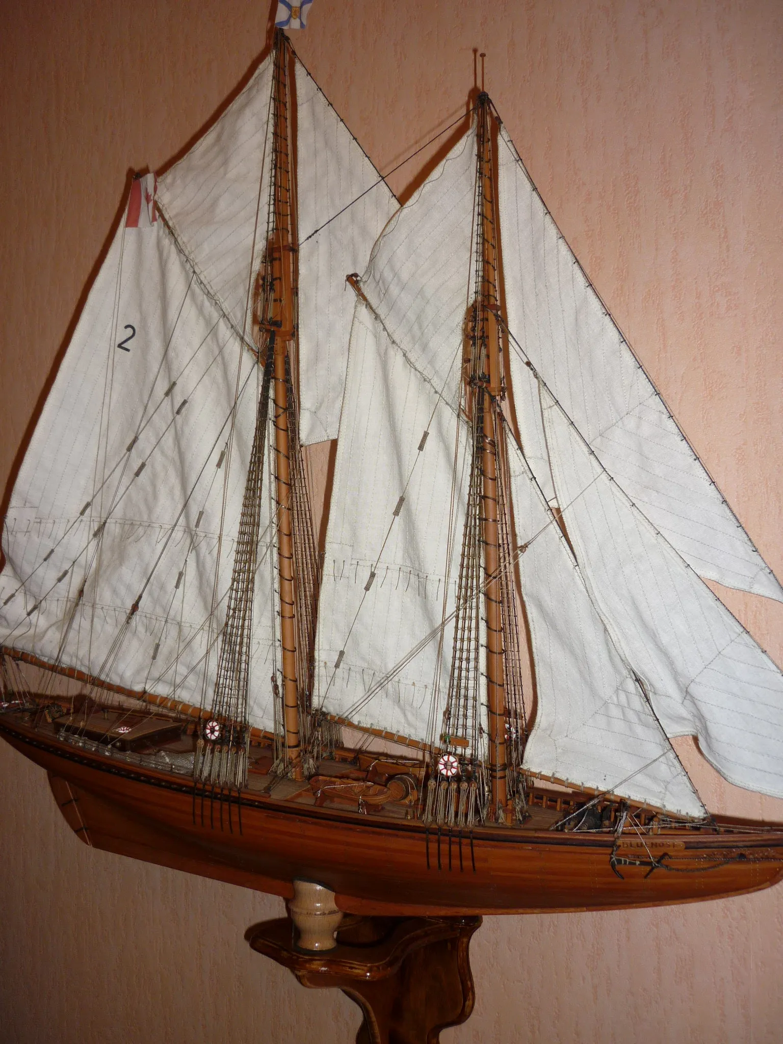 Модель корабля "Bluenose" - Верфь на Столе