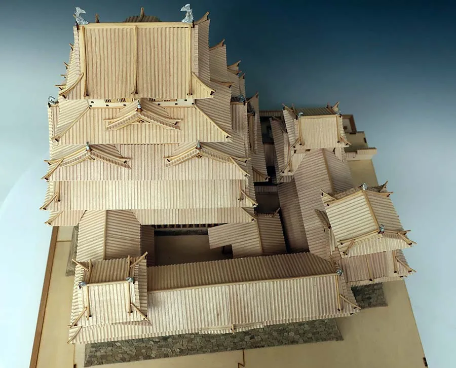 Замок Himeji + (Стартовый набор инструментов) Замок Himeji + (Стартовый набор инструментов)