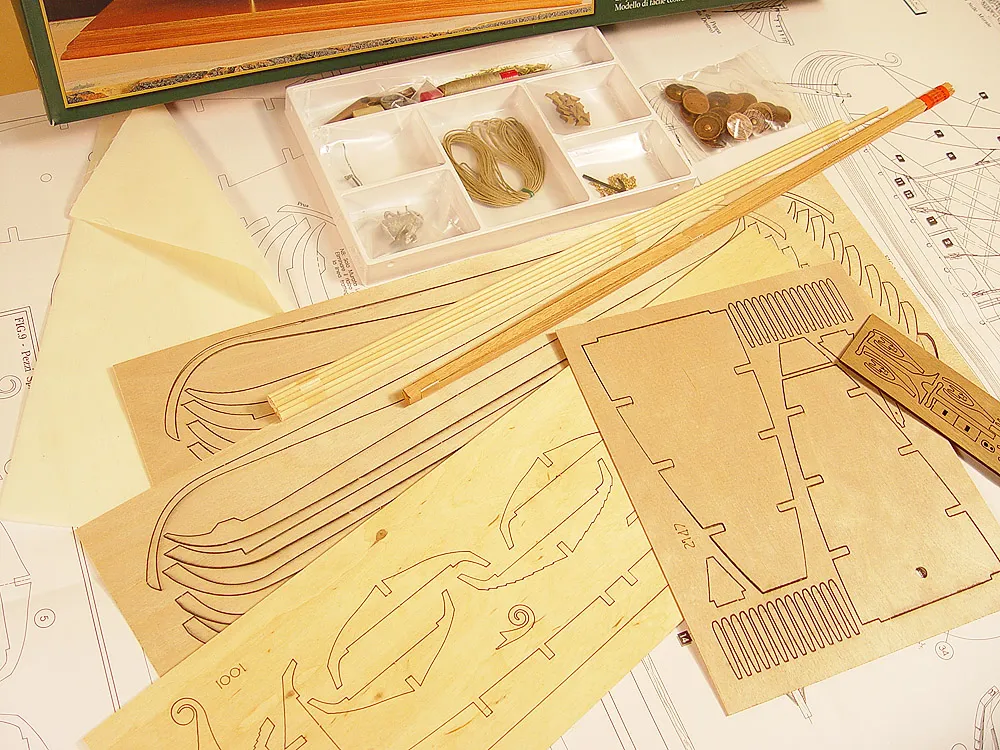 Драккар (Корабль викингов) + (Стартовый набор инструментов) Драккар (Корабль викингов) + (Стартовый набор инструментов)