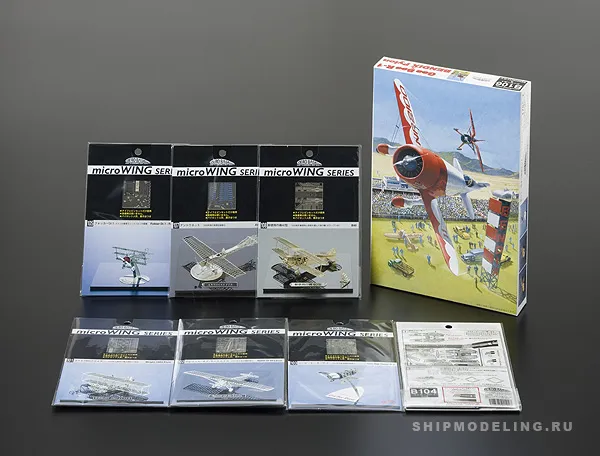 Гоночный самолёт Gee Bee Racer R-1 Движущийся Гоночный самолёт Gee Bee Racer R-1 Движущийся