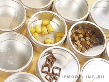 Набор из 12 контейнеров (диаметр 63 мм.)