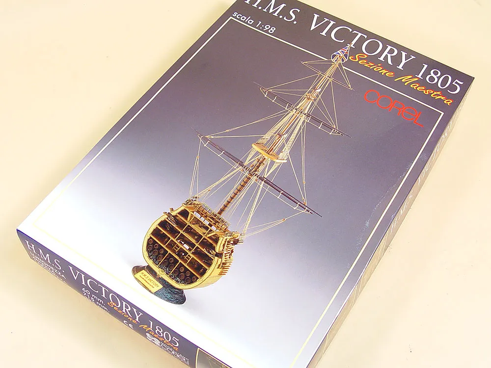 деревянная модель корабля HMS Victory сечение деревянная модель корабля HMS Victory сечение