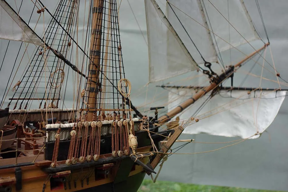 модель корабля для сборки HMS Surprise (полная версия)