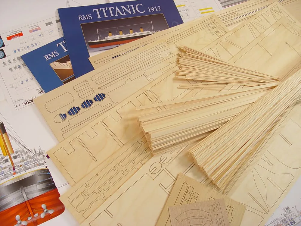 модель парохода RMS Titanic (Титаник)