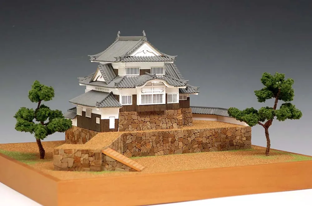 Замок Matsuyama Замок Matsuyama