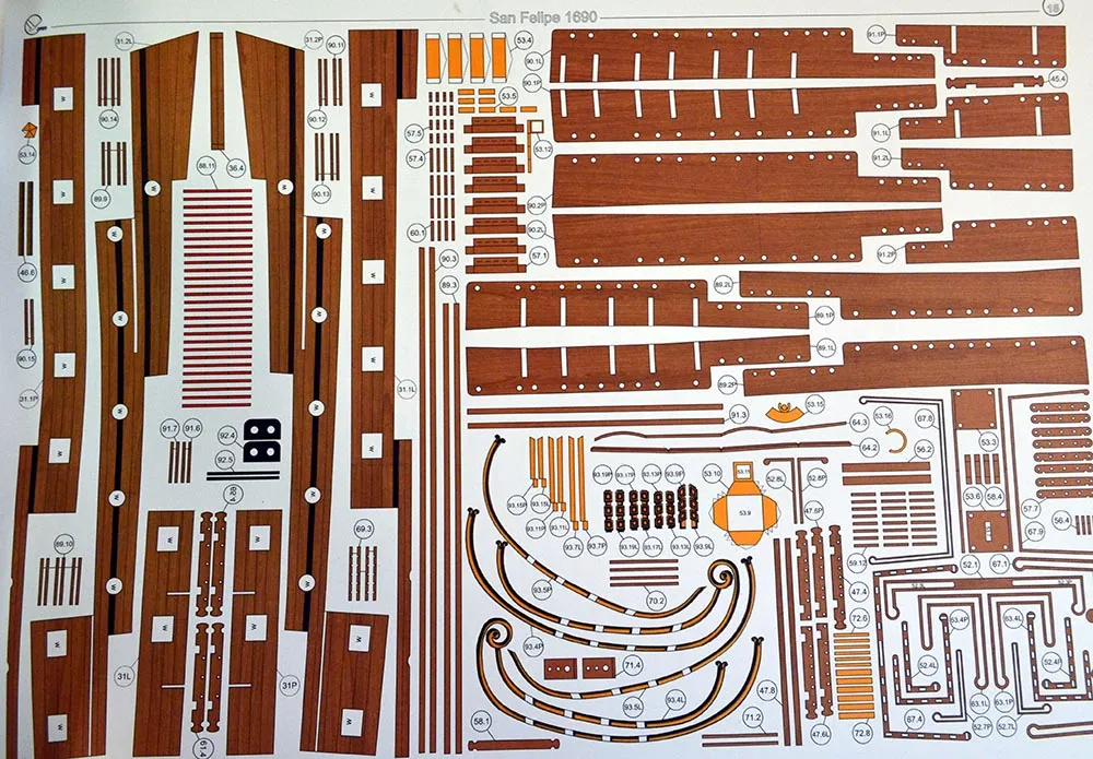 Модель из картона "San Felipe" испанский линейный корабль Модель из картона "San Felipe" испанский линейный корабль