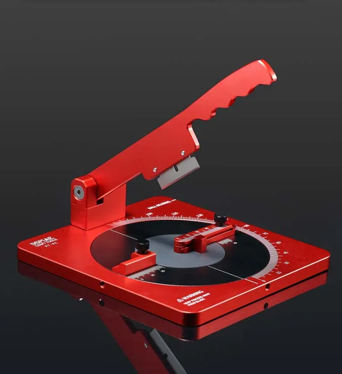 Резак для резки с угловой регулировкой и упором, металл Резак для резки с угловой регулировкой и упором, металл