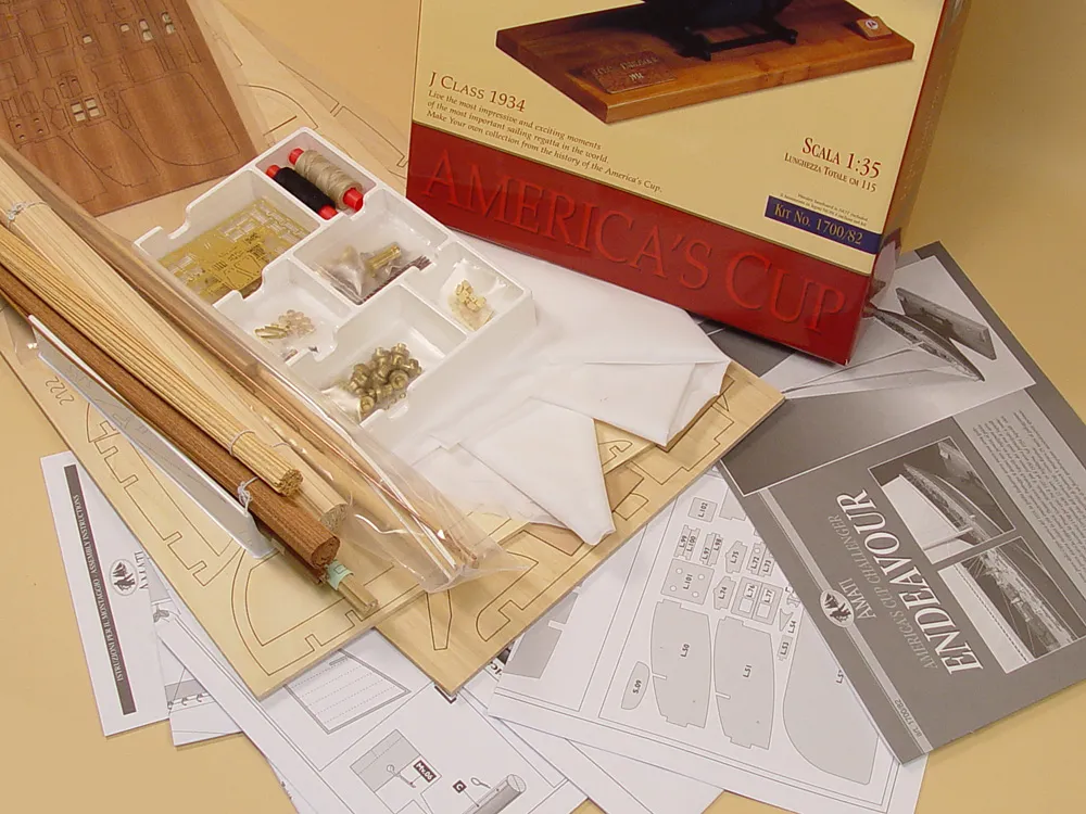Яхта Endeavour America's cup 1934 challenger + (Стартовый набор инструментов)