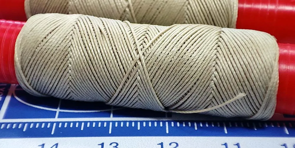 Нить для моделей Amati, бежевая 0,5мм х 20м