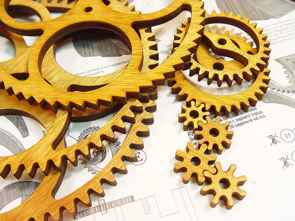 Настольные/каминные деревянные часы, сборная модель Настольные/каминные деревянные часы, сборная модель