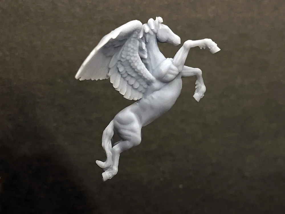 Носовая фигура Пегас №1, пластик, 37 мм, масштаб 1:64