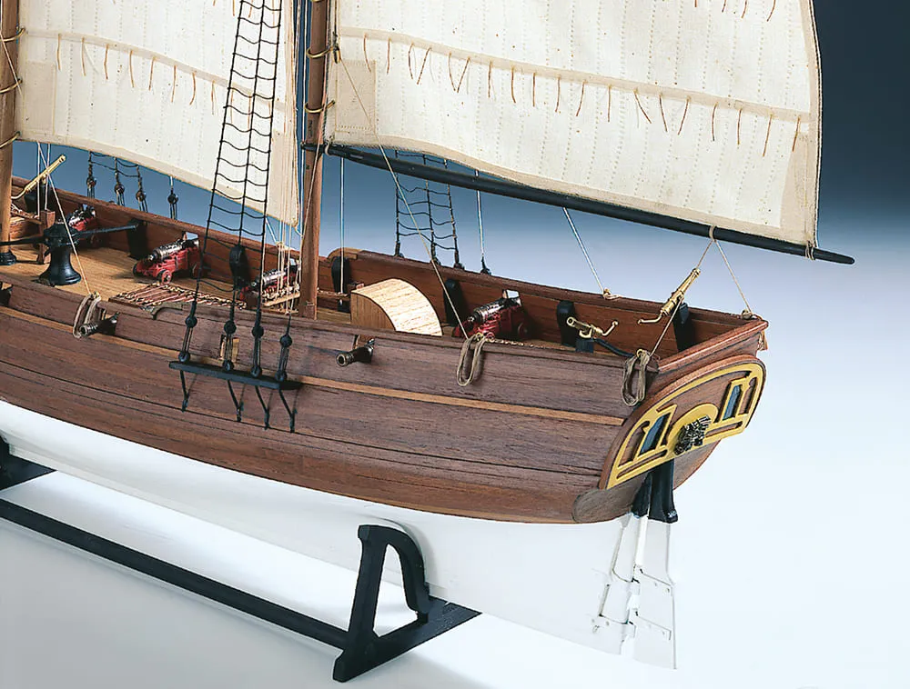 Adventure pirate schooner (плюс инструменты) Adventure pirate schooner (плюс инструменты)