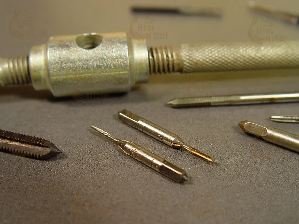 Метчик ручной, М1х0,25