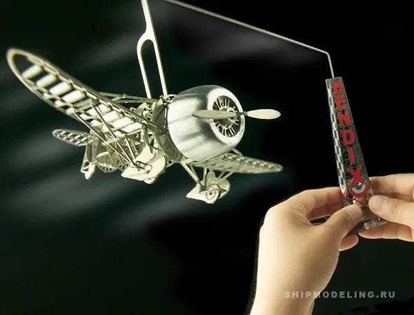 Гоночный Самолёт Gee Bee Racer R-1 С Вышкой Гоночный Самолёт Gee Bee Racer R-1 С Вышкой