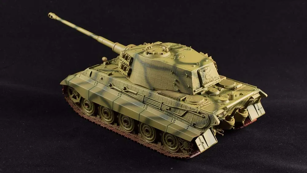 Немецкий танк "Королевский Тигр с башней Хеншель" подарочный набор Немецкий танк "Королевский Тигр с башней Хеншель" подарочный набор