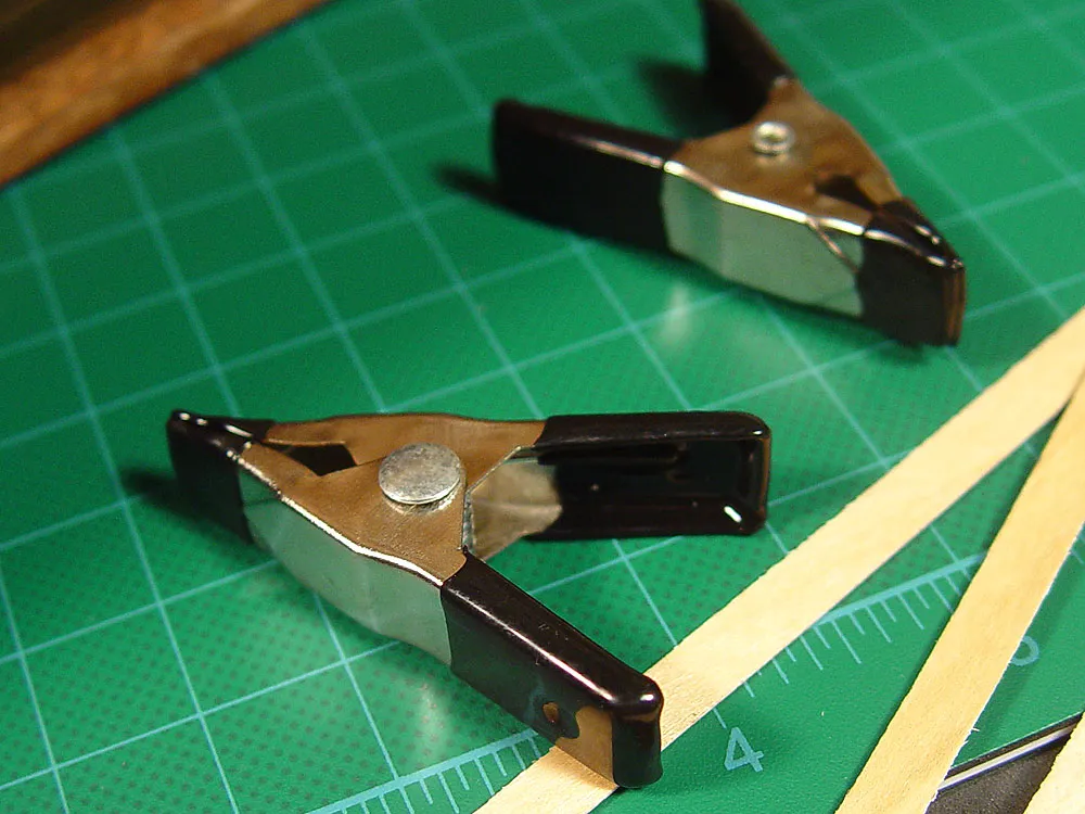 Набор из четырех зажимов Набор из четырех зажимов