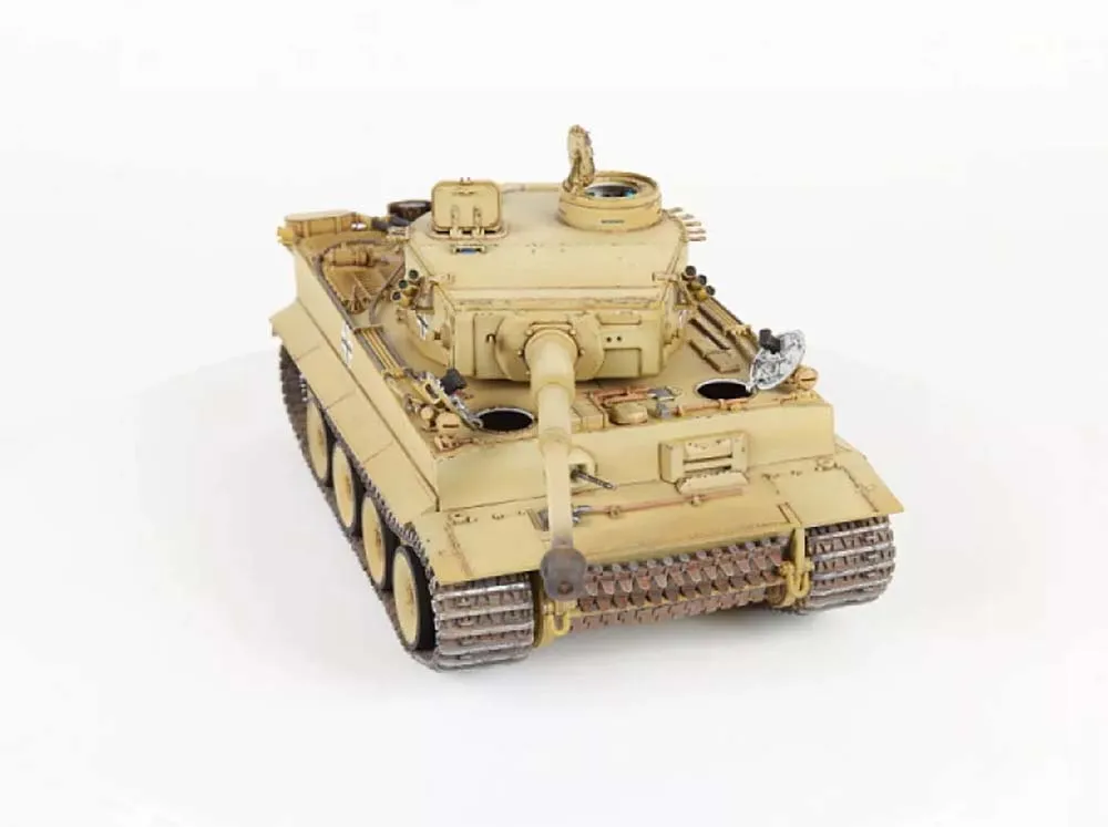 Немецкий тяжёлый танк T-VI "Тигр" подарочный набор