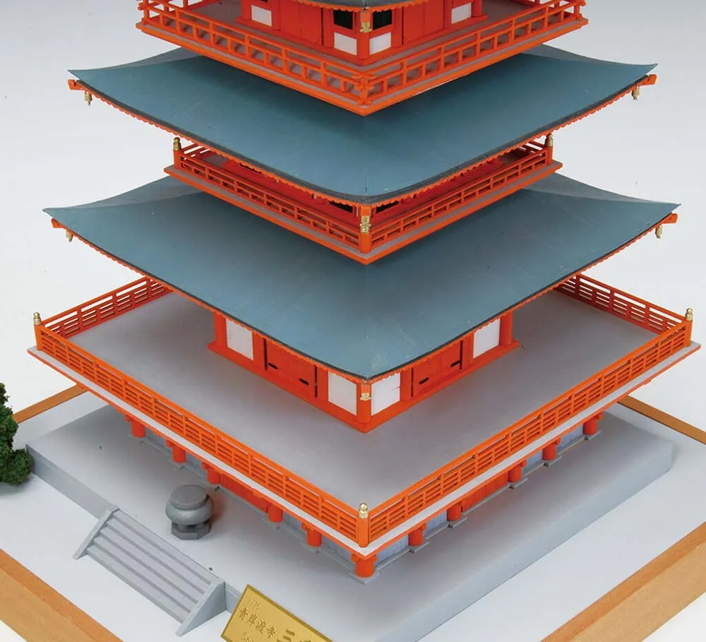 3-х ярусная пагода SEIGANTO-JI 3-х ярусная пагода SEIGANTO-JI