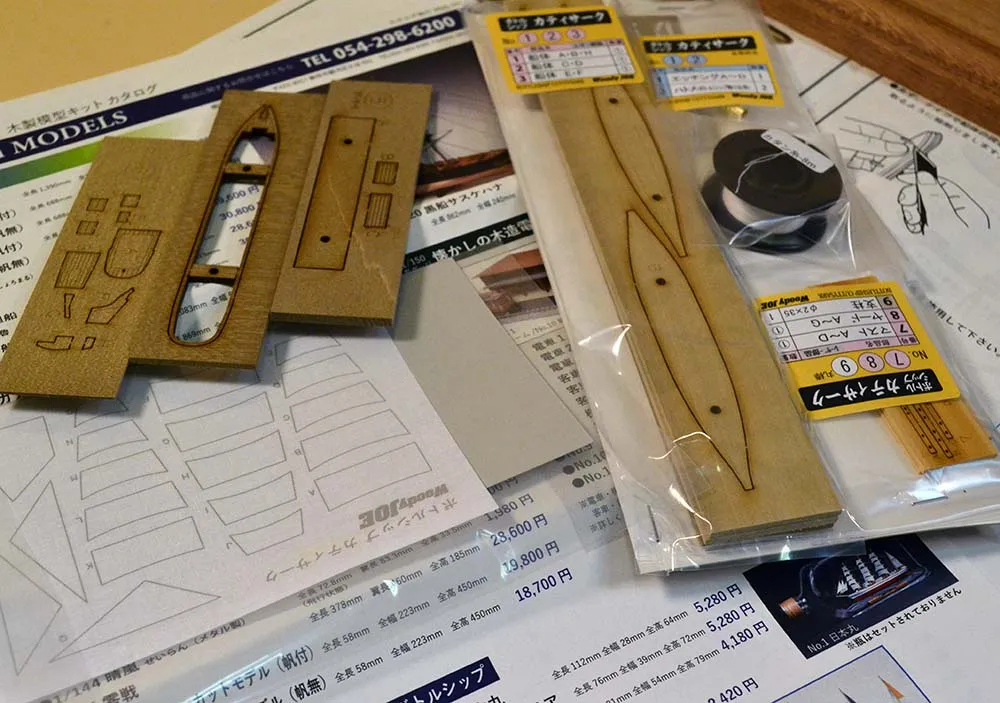 деревянная модель парусника Cutty Sark корабль в бутылке деревянная модель парусника Cutty Sark корабль в бутылке