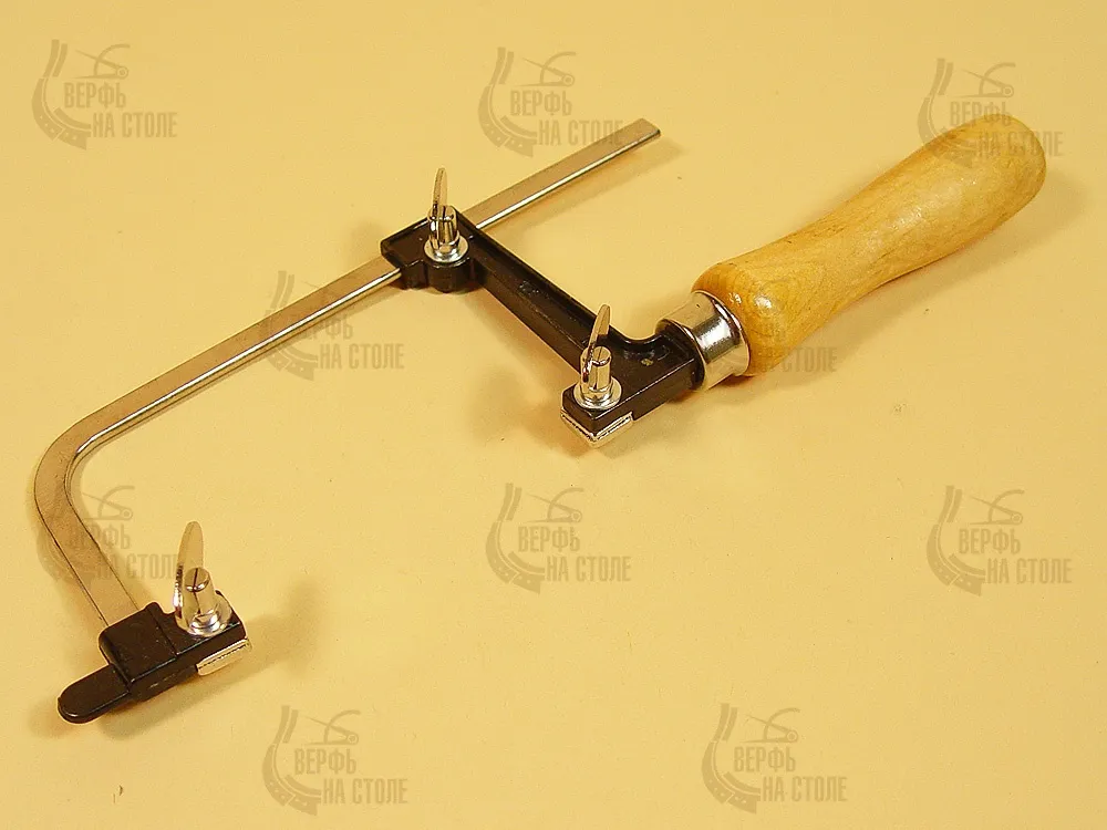 Лобзик раздвижной, 50-160 мм, глубина 65 мм, деревянная ручка