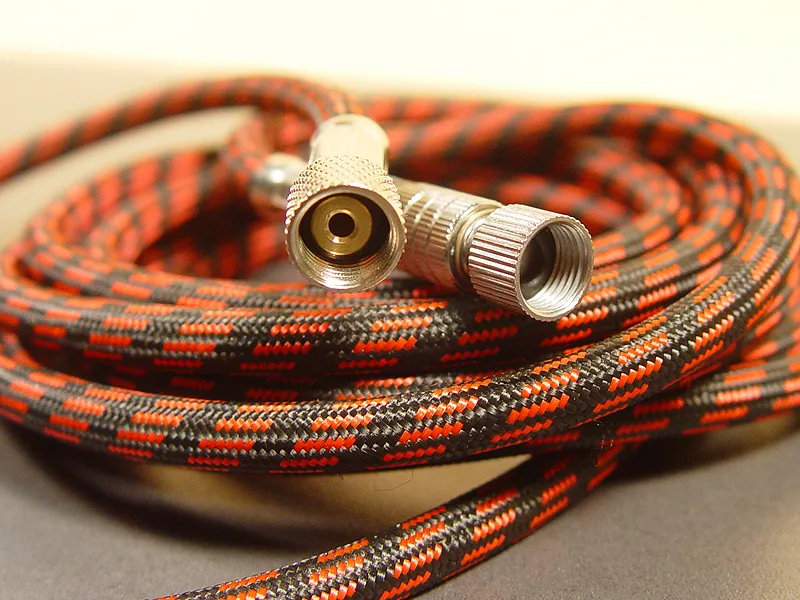 Шланг 1424, G1/8" х G1/8", 3 м, с быстроразъемной муфтой Шланг 1424, G1/8" х G1/8", 3 м, с быстроразъемной муфтой