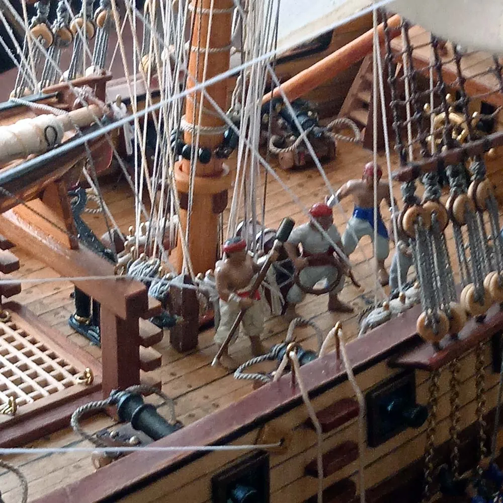 Фигурка матроса с запальником, 38 мм Фигурка матроса с запальником, 38 мм