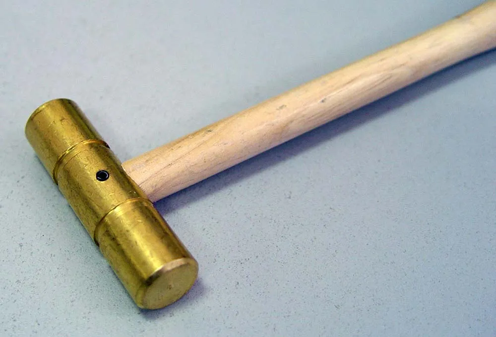 Молоток латунный с шаровидным бойком