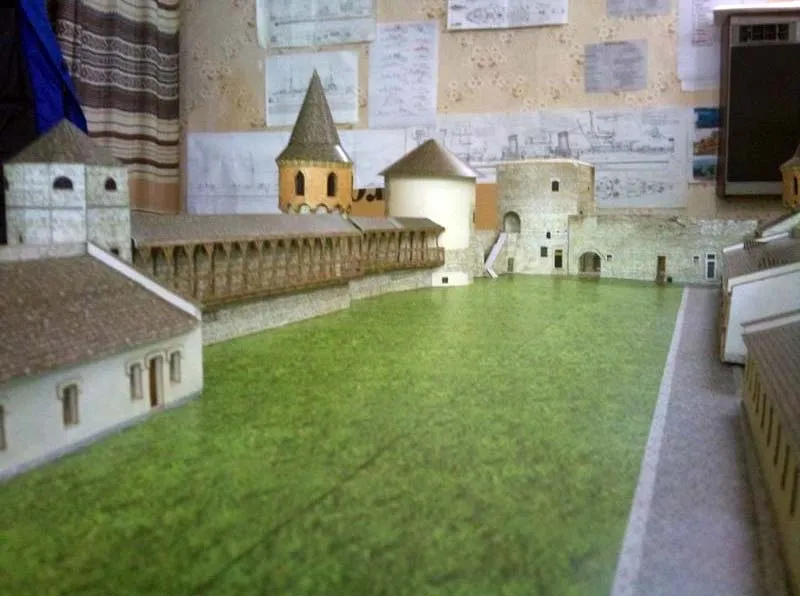 Модель из картона Старый замок Каменец-Подольского