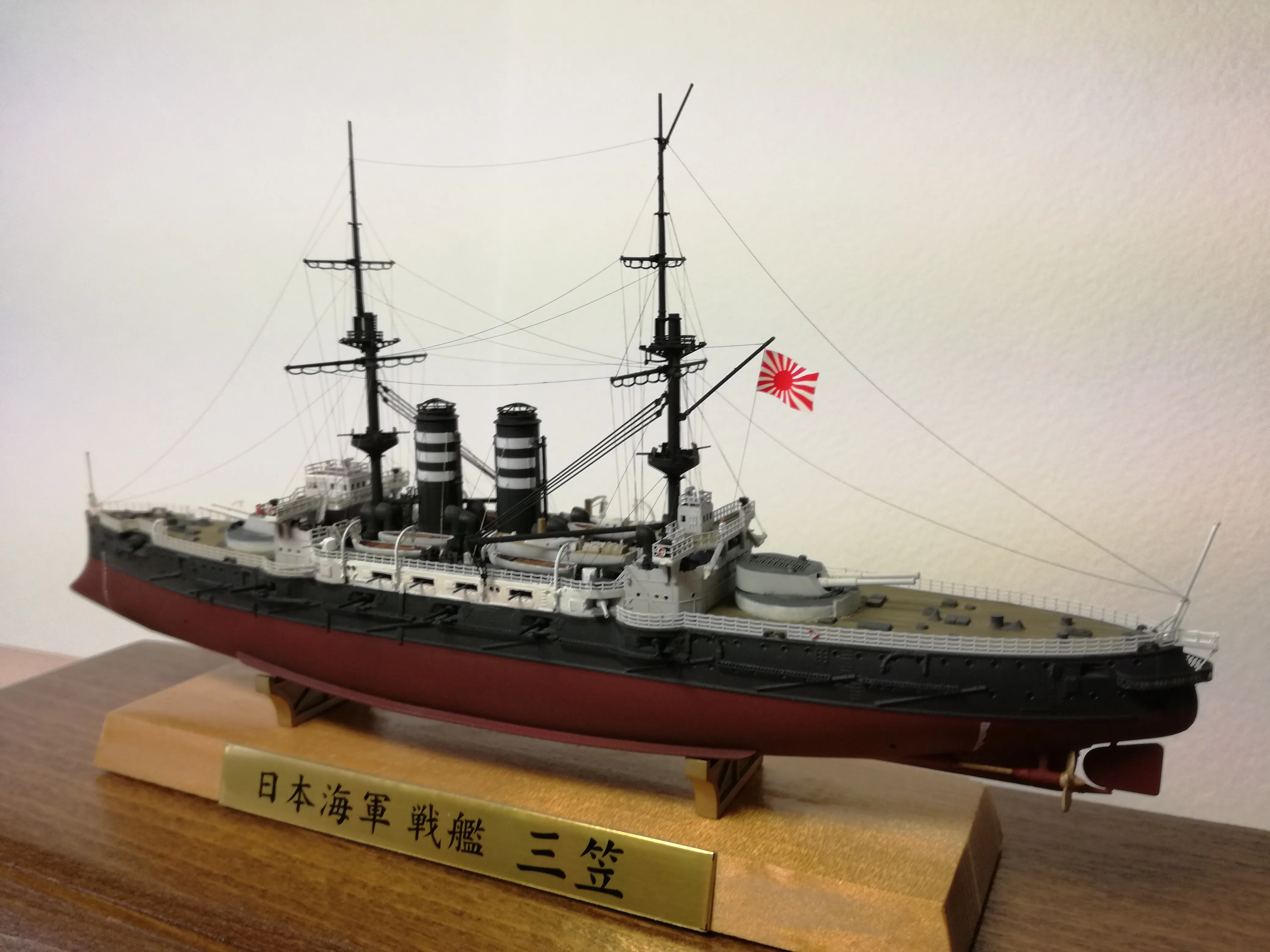 Модель корабля IJN "Mikasa" - Верфь на Столе