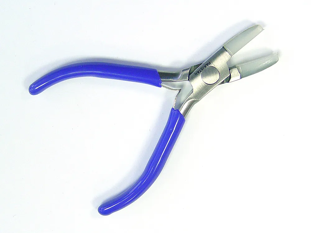 Миниплоскогубцы с нейлоновыми губками, 10 см Миниплоскогубцы с нейлоновыми губками, 10 см