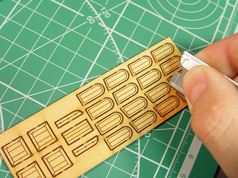 Бритвенное лезвие №9 с одной режущей кромкой. 10 штук