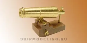 Карронада на станке, латунь и дерево, 20 мм