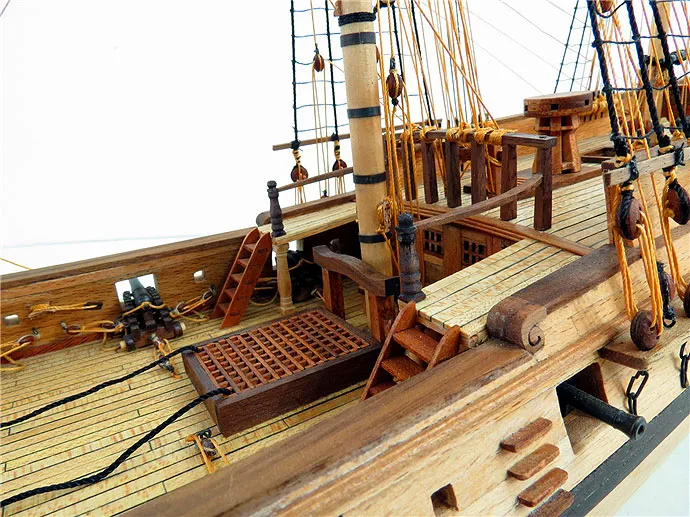 модель корабля для сборки Rattlesnake модель корабля для сборки Rattlesnake