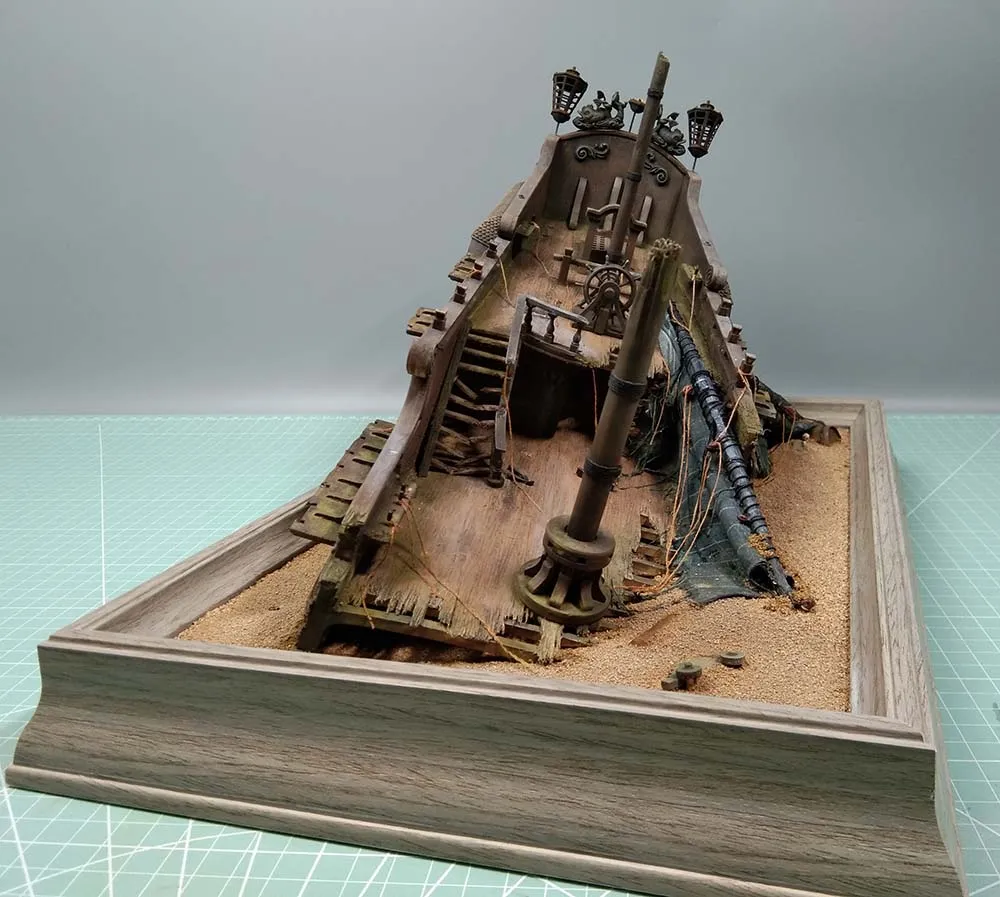 модель корабля для сборки Black Pearl (Черная жемчужина) на дне