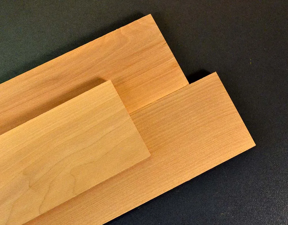 Лист розовая груша 10x70 мм