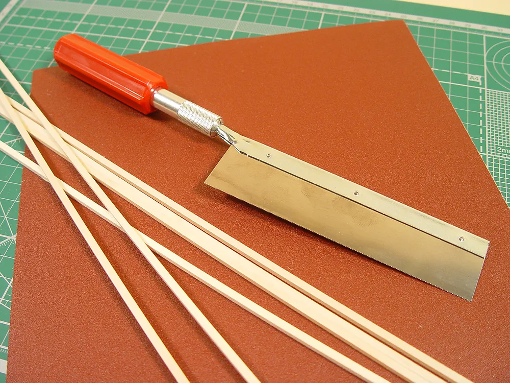 Широкая пилка, 46 зубцов/дюйм (18 зубцов/см) Широкая пилка, 46 зубцов/дюйм (18 зубцов/см)