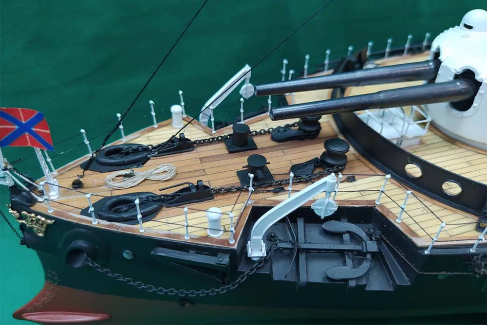 Модель из бумаги Броненосец "Генерал-адмирал Апраксин", Россия, 1899 год Модель из бумаги Броненосец "Генерал-адмирал Апраксин", Россия, 1899 год