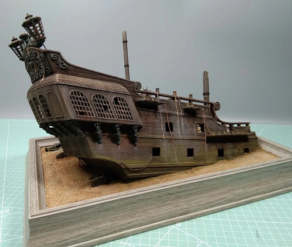 модель корабля для сборки Black Pearl (Черная жемчужина) на дне