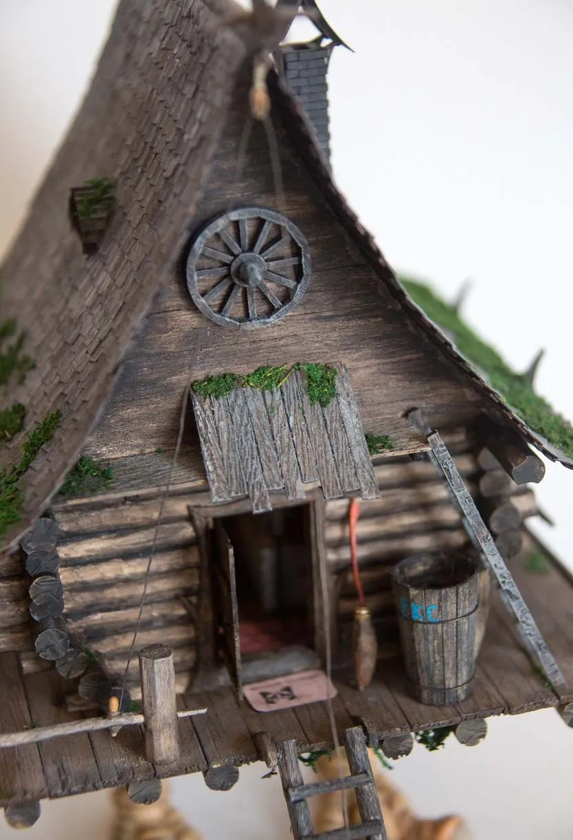 Избушка на курьих ножках + (Расширенный набор для сборки) Избушка на курьих ножках + (Расширенный набор для сборки)